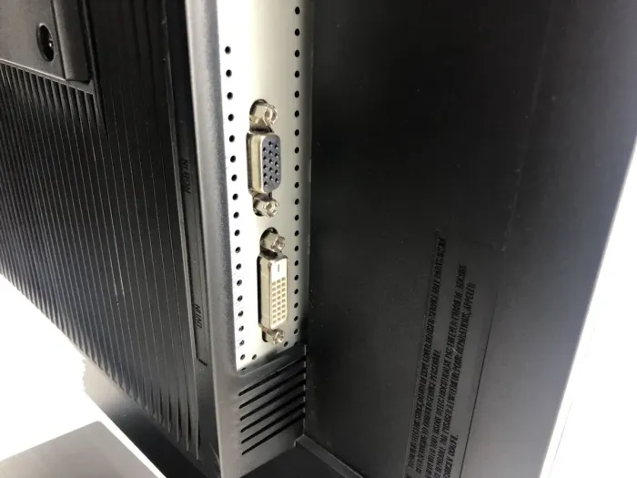 Монітор Samsung S24C450BL / 24" (1920x1080) TN / DVI, VGA б/в - зображення 4