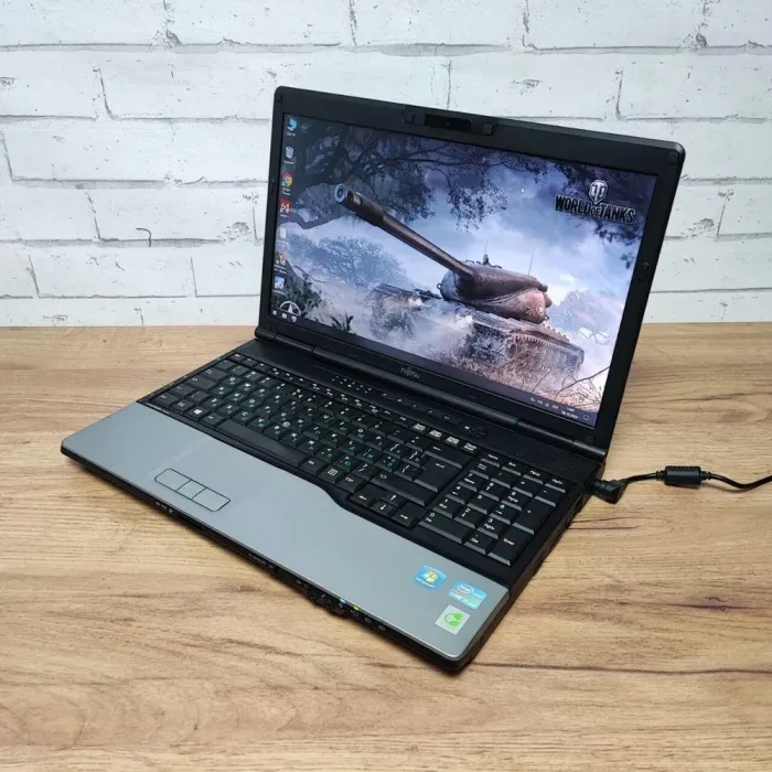 Ноутбук Б-клас Fujitsu LifeBook E782 / 15.6" (1366x768) TN / Intel Core i5-3320M (2 (4) ядра по 2.6 - 3.3 GHz) / 8 GB DDR3 / 128 GB SSD / Intel HD Graphics 4000 / WebCam / Без АКБ б/в - зображення 5