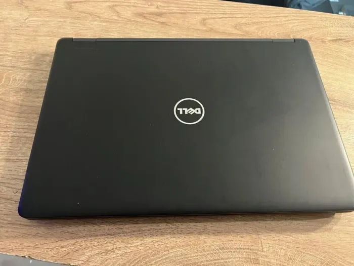 Ноутбук Dell Latitude E5480 / 14" IPS / Intel Core i5-6200U (2(4) ядра по 2.3-2.8 GHz) / 16GB DDR4 / 240GB SSD / HD Graphics 520 / WebCam б/в - зображення 4