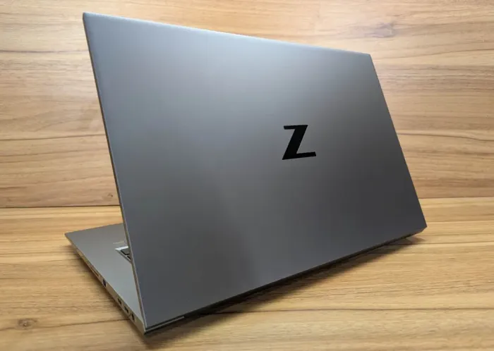 Мобільна робоча станція HP zBook Studio G7 / 15.6" (1920x1080) IPS / Intel Core i9-10885H (8 (16) ядер по 2.4 - 5.3 GHz) / 32 GB DDR4 / 1000 GB SSD / nVidia Quadro RTX 3000, 6 GB GDDR6, 192-bit / WebCam / TouchID / Windows 10 б/в - зображення 7