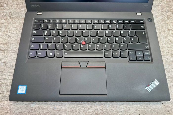 Ноутбук Lenovo ThinkPad T460 / 14" (1366x768) TN / Intel Core i5-6300U (2 (4) ядра по 2.4 - 3.0 GHz) / 8 GB DDR3 / 120 GB SSD / Intel HD Graphics 520 / WebCam / Два АКБ б/в - зображення 4