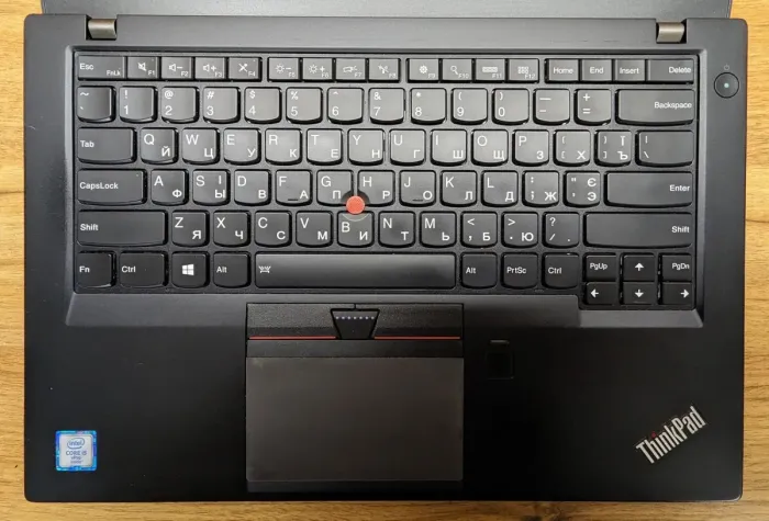 Ультрабук Lenovo ThinkPad T460s / 14" (1920x1080) IPS / Intel Core i5-6300U (2 (4) ядра по 2.4 - 3.0 GHz) / 12 GB DDR4 / 256 GB SSD / Intel HD Graphics 520 / WebCam / Windows 10 б/в - зображення 3