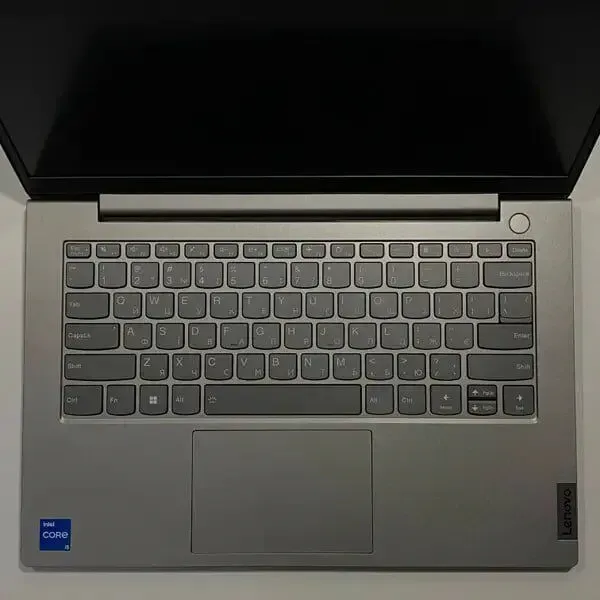 Ультрабук Lenovo ThinkBook 14 G4 / 14" (1920x1080) IPS / Intel Core i5-1235U (10 (12) ядер по 3.3 - 4.4 GHz) / 16 GB DDR4 / 512 GB SSD / Intel Iris Xe Graphics / WebCam / HDMI б/в - зображення 3