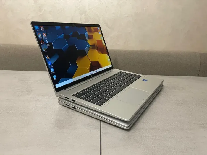 Ультрабук HP ProBook 450 G9 / 15.6" (1920x1080) IPS / Intel Core i5-1235U (10 (12) ядер по 3.3 - 4.4 GHz) / 16 GB DDR4 / 256 GB SSD M.2 / Intel Iris Xe Graphics / WebCam б/в - зображення 5