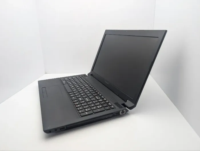 Ноутбук Lenovo B575e / 15.6" (1366x768) TN / AMD E2-1800 (2 ядра по 1.7 GHz) / 8 GB DDR3 / 320 GB HDD / AMD Radeon HD 7340 Graphics / WebCam / DVD-ROM б/в - зображення 7