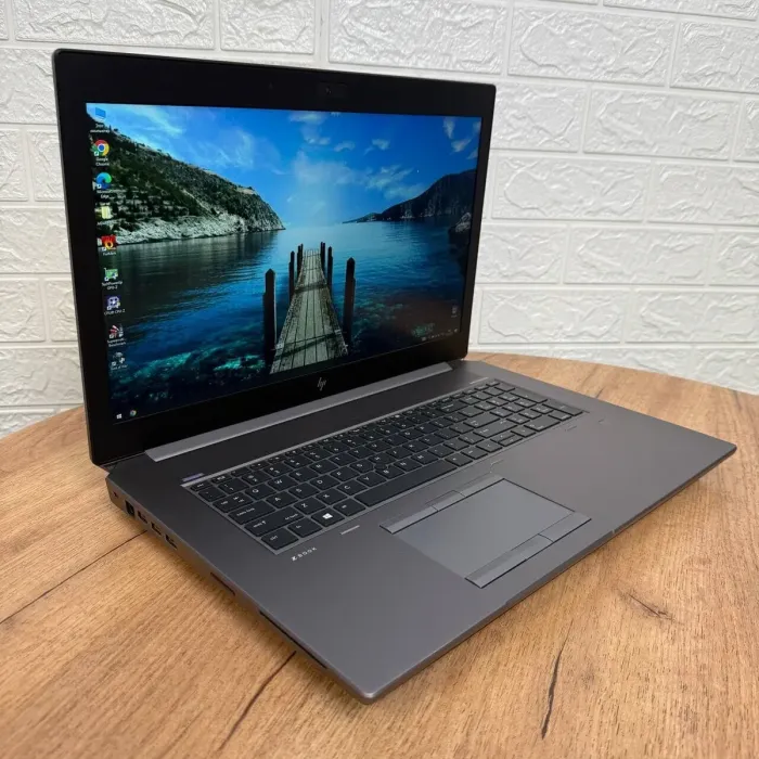 Мобільна робоча станція HP Zbook 17 G5 / 17.3" (1920x1080) IPS / Intel Xeon E-2176M (6 (12) ядер по 2.7 - 4.4 GHz) / 32 GB DDR4 / 1000 GB SSD / nVidia Quadro P3200, 6 GB GDDR5, 192-bit / WebCam б/в - зображення 4
