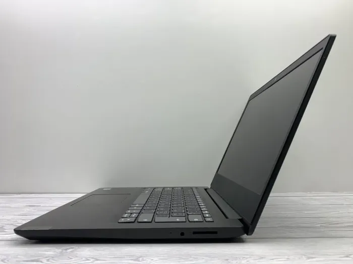 Ноутбук Б-клас Lenovo IdeaPad S145-15IWL / 15.6" (1920x1080) TN / Intel Core i5-8265U (4 (8) ядра по 1.6 - 3.9 GHz) / 8 GB DDR4 / 240 GB SSD / Intel UHD Graphics 620 / WebCam б/в - зображення 7