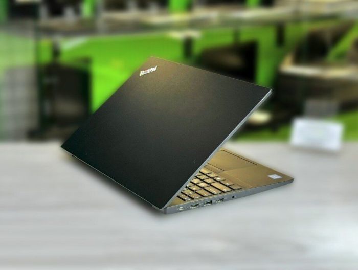 Ноутбук Б-клас Lenovo ThinkPad E590 / 15.6" (1920x1080) IPS / Intel Core i5-8265U (4 (8) ядра по 1.6 - 3.9 GHz) / 16 GB DDR4 / 256 GB SSD M.2 / Intel UHD Graphics 620 / WebCam / Win 10 Pro б/в - зображення 4