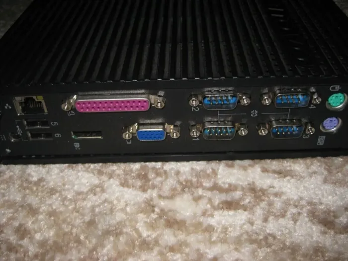 Неттоп Lenovo ThinkCentre M32 USFF / Intel Celeron 847 (2 ядра по 1.1 GHz) / 4 GB DDR3 / 120 GB SSD / Intel HD Graphics / Windows 7  б/в - зображення 3