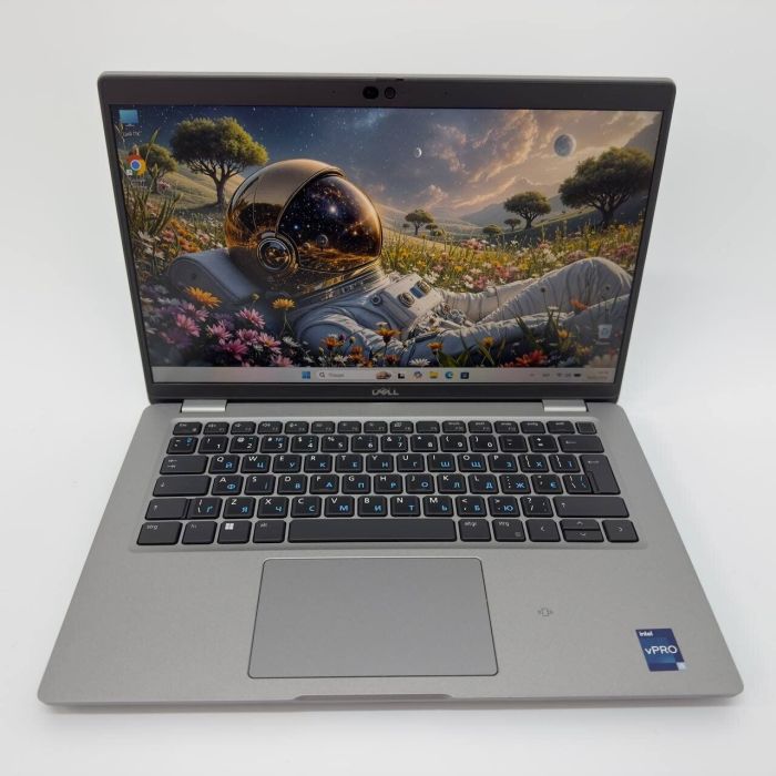 Ультрабук Dell Latitude 5430 / 14" (1920x1080) IPS / Intel Core i5-1245U (10 (12) ядер по 1.6 - 4.4 GHz) / 16 GB DDR4 / 256 GB SSD M.2 / Intel Iris Xe Graphics / WebCam б/в - зображення 3