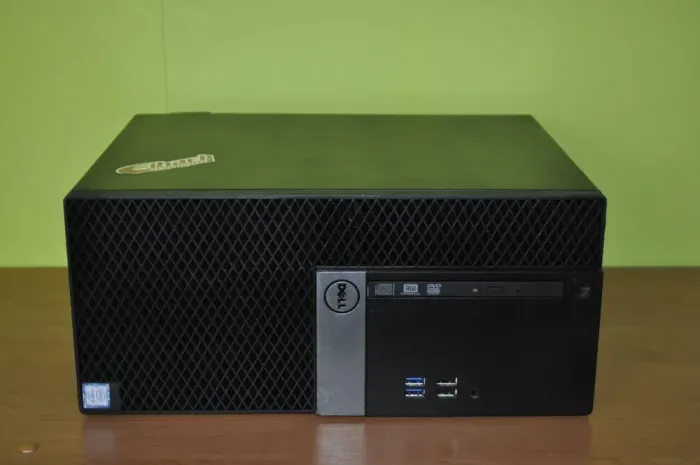 Комп'ютер Dell OptiPlex 3040 Tower / Intel Core i5-6500 (4 ядра по 3,2 - 3,6 ГГц) / 8 ГБ DDR3 / 500 ГБ HDD / Intel HD Graphics 530 / DVD-ROM / Windows 11 Pro б/в - зображення 6
