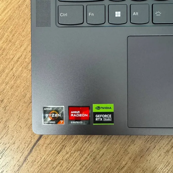 Ігровий ультрабук Lenovo Slim 7 ProX 14ARH7 / 14.5" (3072x1920) IPS Touch / AMD Ryzen 7 6800HS (8 (16) ядер по 3.2 - 4.7 GHz) / 16 GB DDR5 / 1000 GB SSD NVMe / nVidia GeForce RTX 3050, 4 GB GDDR6, 128-bit / WebCam б/в - зображення 8