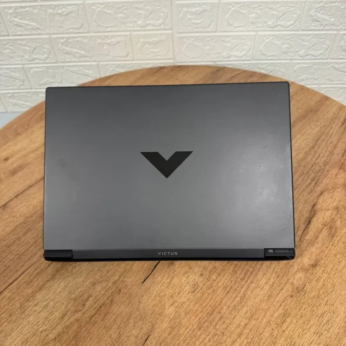 Ігровий ноутбук HP Victus Gaming 16-r0073cl / 16.1" (1920x1080) IPS / Intel Core i7-13700HX (16 (24) ядер по 2.1 - 5.0 GHz) / 16 GB DDR5 / 512 GB SSD NVMe / nVidia GeForce RTX 4060, 8 GB GDDR6, 128-bit / WebCam б/в - зображення 3