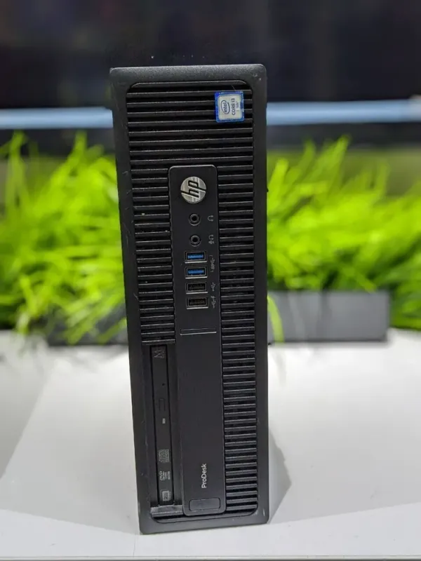 Комп'ютер HP ProDesk 600 G2 SFF / Intel Core i3-6100 (2 (4) ядра по 3.7 GHz) / 8 GB DDR3 / 240 GB SSD / Intel HD Graphics 530 / USB 3.0 / Com Port б/в - зображення 4