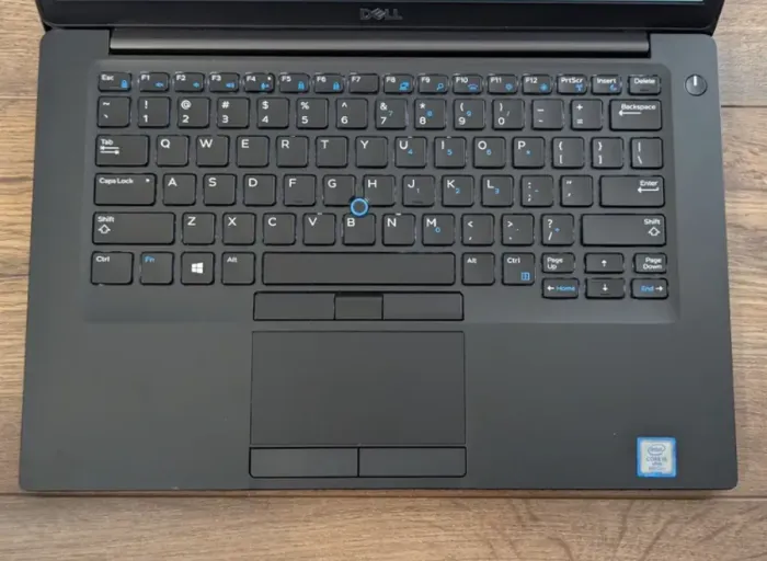 Ноутбук Dell Latitude 7490 / 14" (1920x1080) IPS / Intel Core i5-8350U (4 (8) ядра по 1.7 - 3.6 GHz) / 8 GB DDR4 / 256 GB SSD / Intel UHD Graphics 620 / WebCam б/в - зображення 3