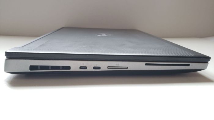 Мобільна робоча станція Dell Precision 7530 / 15,6" (1920x1080) IPS / Intel Core i7-8850H (6 (12) ядер по 2,6 - 4,3 ГГц) / 32 ГБ DDR4 / 128 ГБ SSD + 512 ГБ SSD / nVidia Quadro P2000, 4 ГБ GDDR5, 128-біт / WebCam б/в - зображення 4