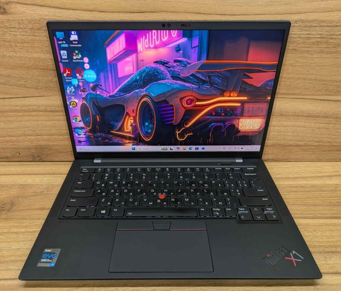 Ультрабук Lenovo ThinkPad X1 Carbon Gen9 / 14" (1920x1080) IPS / Intel Core i7-1185G7 (4 (8) ядра по 3.0 - 4.8 GHz) / 16 GB DDR4 / 512 GB SSD / Intel Iris Xe Graphics / WebCam / Windows 11 б/в - изображение 2