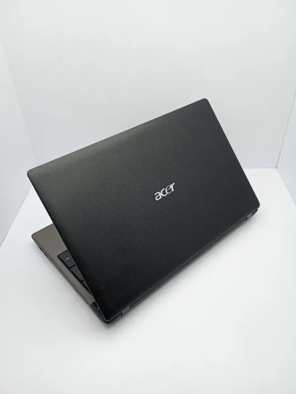 Ноутбук Acer Aspire 5750G / 15.6" (1366x768) TN / Intel Core i5-2450M (2 (4) ядра по 2.5 - 3.1 GHz) / 6 GB DDR3 / 500 GB HDD / nVidia GeForce GT 610M, 1 GB GDDR5, 128-bit / WebCam б/в - зображення 8