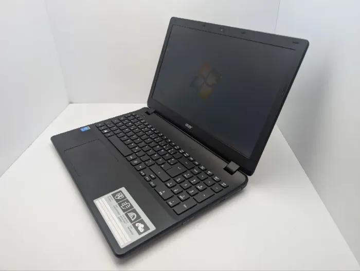 Ноутбук Acer Aspire ES1-571 / 15.6" (1366x768) TN / Intel Core i3-5005U (2 (4) ядра по 2.0 GHz) / 8 GB DDR3 / 1000 GB HDD / Intel HD Graphics 5500 / WebCam / DVD-ROM б/в - зображення 7