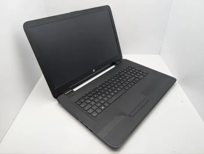 Ноутбук HP 17-y059ng / 17.3" (1920x1080) TN / AMD A6-7310 (4 ядра по 2.3 GHz) / 8 GB DDR3 / 1000 GB HDD / AMD Radeon R4 Graphics / WebCam / DVD-ROM б/в - зображення 6