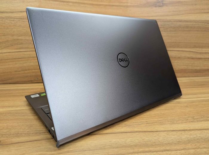 Ігровий ноутбук Dell Vostro 7500 / 15,6" (1920x1080) IPS / Intel Core i7-10750H (6 (12) ядер по 2,6 - 5,0 ГГц) / 16 ГБ DDR4 / 512 ГБ SSD / nVidia GeForce GTX 1650, 4 ГБ GDDR6, 128-біт / TouchID / WebCam / Windows 10 б/в - изображение 7