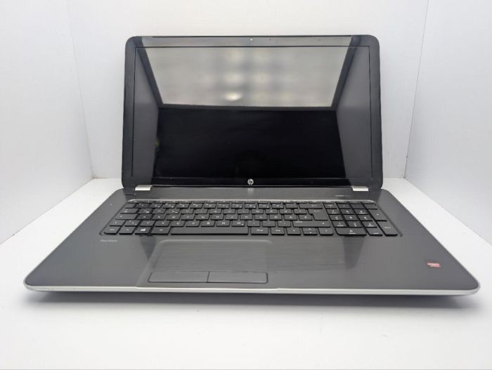 Ноутбук HP 17-e026sg / 17.3" (1600x900) TN / AMD A10-5750M (4 ядра по 2.5 - 3.5 GHz) / 8 GB DDR3 / 240 GB SSD / AMD Radeon HD 8670M, 1 GB GDDR3, 64-bit / WebCam / DVD-ROM б/в - зображення 3