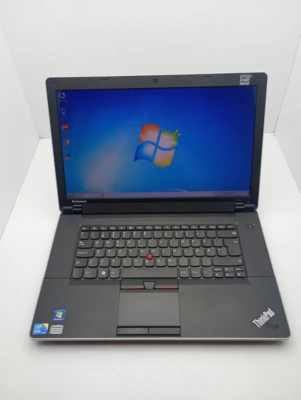 Ноутбук Lenovo ThinkPad Edge 15 / 15.6" (1366x768) TN / Intel Core i3-380M (2(4) ядра по 2.53 GHz) / 6 GB DDR3 / 320 GB HDD / Intel HD Graphics / WebCam б/в - зображення 7