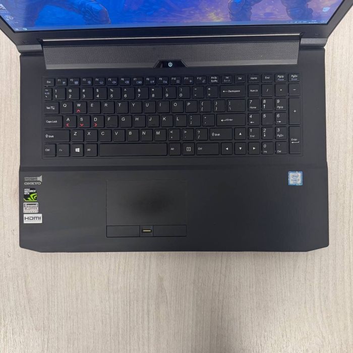 Ігровий ноутбук Б-клас Eluktronics N170RD1 / 17.3" (1920x1080) TN / Intel Core i7-6700HQ (4 (8) ядра по 2.6 - 3.5 GHz) / 16 GB DDR4 / 120 GB SSD + 1000 GB HDD / nVidia GeForce GTX 960M, 2 GB GDDR5, 128-bit / WebCam б/в - изображение 3