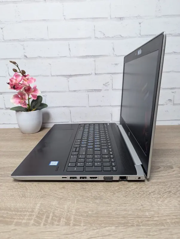 Ноутбук Б-клас HP ProBook 450 G5 / 15.6" (1920x1080) TN / Intel Core i5-8250U (4 (8) ядра по 1.6 - 3.4 GHz) / 16 GB DDR4 / 256 GB SSD + 500 GB HDD / Intel UHD Graphics 620 / WebCam б/в - зображення 8