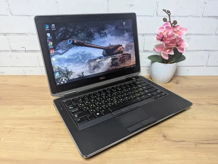 Ноутбук Б-клас Dell Latitude E6320 / 13.3" (1366x768) TN / Intel Core i5-2520M (2 (4) ядра по 2.5 - 3.2 GHz) / 8 GB DDR3 / 128 GB SSD / Intel HD Graphics 3000 б/в - зображення 6