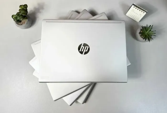 Ультрабук HP ProBook 430 G7 / 13.3" (1366x768) TN / Intel Core i5-10210U (4 (8) ядра по 1.6 - 4.2 GHz) / 8 GB DDR4 / 256 GB SSD / Intel UHD Graphics / WebCam / Win 10 Pro б/в - зображення 8