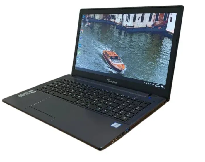 Ноутбук Medion Akoya TerraQue W650RB / 15.6" (1366x768) TN / Intel Core i7-6700HQ (4 (8) ядра по 2.6 - 3.5 GHz) / 16 GB DDR3 / 128 GB SSD + 1000 GB HDD / nVidia GeForce 940M, 2 GB GDDR3, 64-bit / WebCam / Win 10 Home б/в - зображення 5
