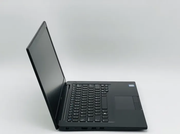 Ультрабук Dell Latitude 7490 / 14" (1366x768) TN / Intel Core i5-8350U (4 (8) ядра по 1.7 - 3.6 GHz) / 8 GB DDR4 / 120 GB SSD / Intel UHD Graphics 620 / WebCam б/в - зображення 3