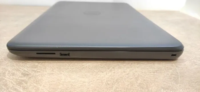 Ноутбук HP 250 G5 / 15.6" (1366x768) TN / Intel Core i5-7200U (2 (4) ядра по 2.5 - 3.1 GHz) / 8 GB DDR4 / 500 GB HDD / Intel HD Graphics 620 / WebCam / АКБ не держит б/в - зображення 5