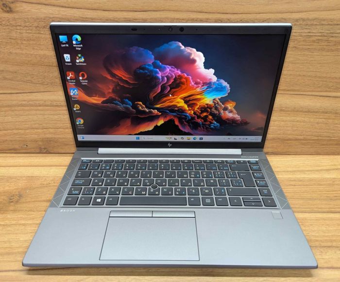 Мобільна робоча станція HP zBook Firefly 14 G8 / 14" (1920x1080) IPS / Intel Core i7-1165G7 (4 (8) ядра по 2.8 - 4.7 GHz) / 16 GB DDR4 / 512 GB SSD / nVidia T500, 4 GB GDDR6, 64-bit / WebCam / Fingerprint / Windows 11 б/в - зображення 2