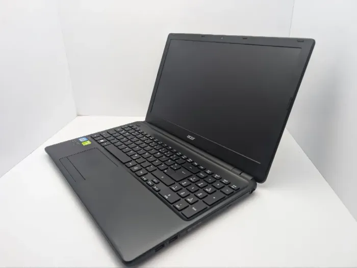 Ноутбук Acer Aspire E1-570G / 15.6" (1366x768) TN / Intel Core i3-3217U (2 (4) ядра по 1.8 GHz) / 8 GB DDR3 / 1000 GB HDD / nVidia GeForce GT 740M, 2 GB GDDR3, 64-bit / WebCam / DVD-ROM б/в - зображення 6