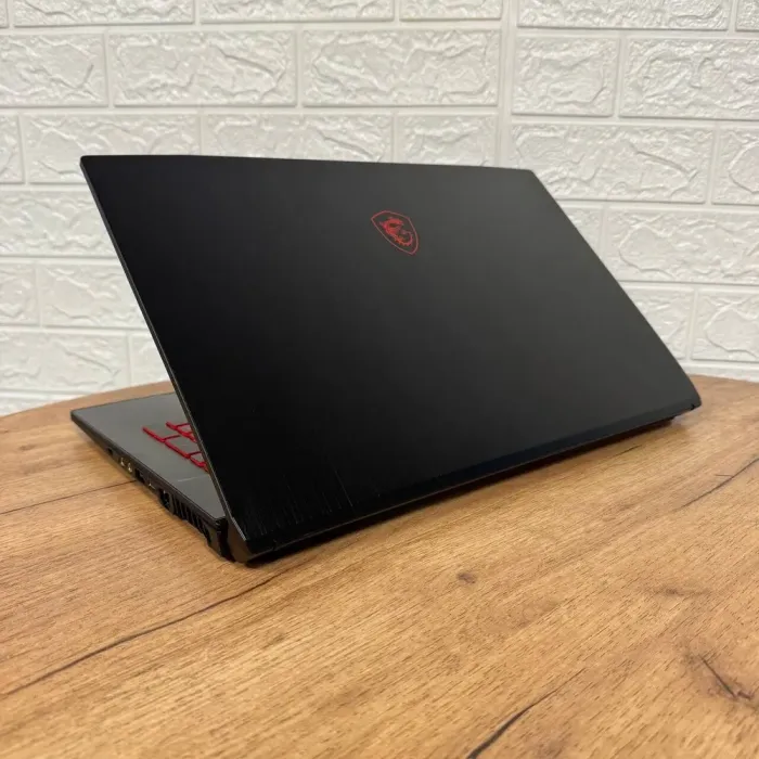Ігровий ноутбук Б-клас MSI GF75 Thin 10SCSXR / 17.3" (1920x1080) IPS / Intel Core i5-10300H (4 (8) ядра по 2.5 - 4.5 GHz) / 16 GB DDR4 / 512 GB SSD / nVidia GeForce GTX 1650 Ti, 4 GB GDDR6, 128-bit / WebCam б/в - зображення 6
