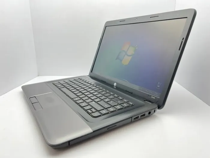 Ноутбук HP 255 / 15.6" (1366x768) TN / AMD E1-1500 (2 ядра по 1.5 GHz) / 6 GB DDR3 / 500 GB HDD / AMD Radeon HD 7310M / WebCam б/в - зображення 4