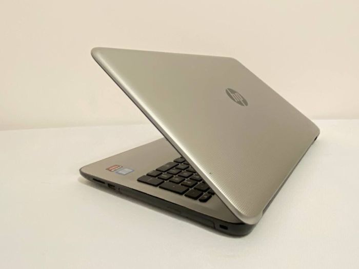 Ноутбук Б-клас HP 15-ay102nf / 15.6" (1366x768) TN / Intel Core i5-7200U (2 (4) ядра по 2.5 - 3.1 GHz) / 8 GB DDR4 / 128 GB SSD / AMD Radeon R5 M330, 2 GB DDR3, 64-bit / WebCam / DVD-RW б/в - изображение 6