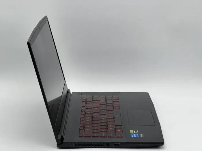 Ігровий ноутбук MSI Thin GF63 12UCX-898US / 15.6" (1920x1080) IPS / Intel Core i5-12450H (8 (12) ядер по 3.3 - 4.4 GHz) / 16 GB DDR4 / 480 GB SSD / nVidia GeForce RTX 2050, 4 GB GDDR6, 64-bit / WebCam б/в - зображення 3