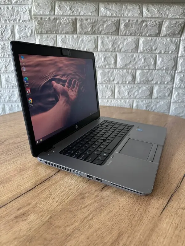 Ноутбук Б-клас HP EliteBook 850 G1 / 15.6" (1920x1080) TN / Intel Core i5-4200U (2 (4) ядра по 1.6 - 2.6 GHz) / 8 GB DDR3 / 256 GB SSD / Intel HD Graphic 4400 / WebCam / VGA б/в - зображення 4