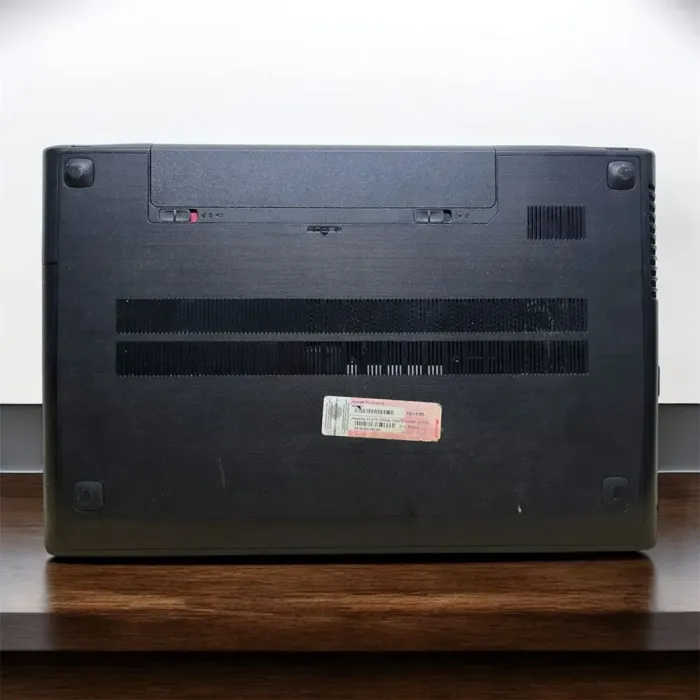 Ноутбук Lenovo G500 / 15.6" (1366x768) TN / Intel Celeron 1005M (2 ядра по 1.9 GHz) / 8 GB DDR3 / 128 GB SSD / Intel HD Graphics / WebCam б/в - зображення 6