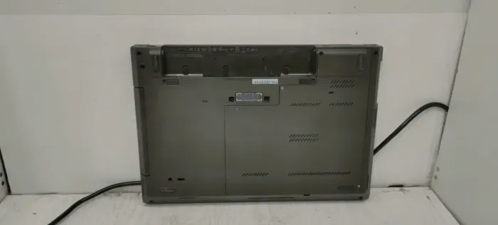 Ноутбук Lenovo ThinkPad L440 / 14" TN / Intel Core i3-4000M (2(4) ядра по 2.4GHz) / 4GB DDR3 / 500GB HDD / HD Graphics 4600 / WebCam б/в - зображення 7