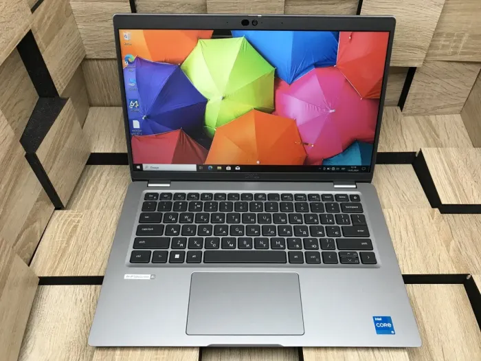 Ультрабук Dell Latitude 5430 / 14" (1920x1080) IPS / Intel Core i5-1245U (10 (12) ядер по 1.6 - 4.4 GHz) / 8 GB DDR4 / 256 GB SSD M.2 / Intel Iris Xe Graphics / WebCam / USB 3.2 / HDMI / Windows 10 б/в - зображення 2