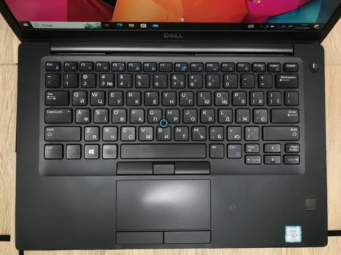 Ноутбук Б-клас Dell Latitude 7490 / 14" (1920x1080) IPS / Intel Core i5-7300U (2 (4) ядра по 2.6 - 3.5 GHz) / 8 GB DDR4 / 240 GB SSD M.2 / Intel HD Graphics 620 / WebCam / Fingerprint / HDMI б/в - зображення 4