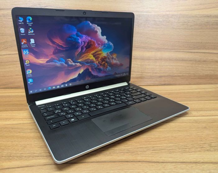 Ноутбук Б-клас HP 14-dk0002dx / 14" (1366x768) TN / AMD A9-9425 (2 ядра по 3.1 - 3.7 GHz) / 8 GB DDR4 / 240 GB SSD / AMD Radeon R5 Graphics / WebCam / Windows 10 б/в - зображення 4