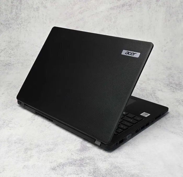 Ультрабук Acer TravelMate P214 / 14" (1920x1080) TN / Intel Core i5-10210U (4 (8) ядер по 1.6 - 4.2 GHz) / 16 GB DDR4 / 256 GB SSD / Intel UHD Graphics / WebCam / Win 11 Home б/в - зображення 3