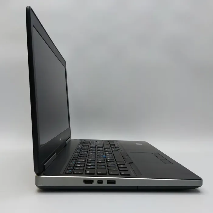 Мобільна робоча станція Dell Precision 7510 / 15.6" (1920x1080) IPS / Intel Core i7-6820HQ (4 (8) ядра по 2.7 - 3.6 GHz) / 16 GB DDR4 / 512 GB SSD / nVidia Quadro M2000M, 4 GB GDDR5, 128-bit / WebCam / Win 11 Pro б/в - зображення 4