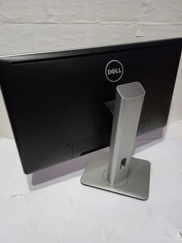Монітор Б-класс Dell P2314Ht / 23" (1920x1080) IPS / 1x DVI, 1x DP, 1x VGA, 4x USB 2.0 / VESA 100x100 б/в - зображення 3