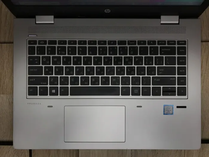 Ноутбук Б-клас HP Probook 640 G4 / 14" (1366x768) TN / Intel Core i5-8350U (4 (8) ядра по 1.7 - 3.6 GHz) / 8 GB DDR4 / 256 GB SSD M.2 / Intel UHD Graphics 620 / WebCam / Fingerprint / USB 3.1 / HDMI б/в - зображення 4
